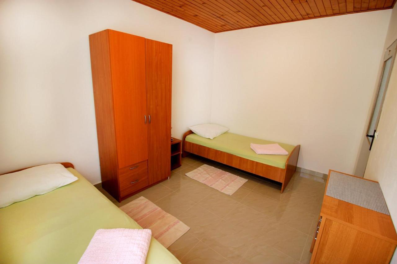 Appartamento The Peaceful Vacation Metajna Esterno foto
